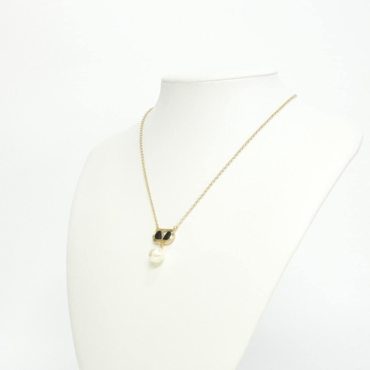 【新品】ヴァレンティノガラヴァーニ 7W2J0X88NBS ネックレス