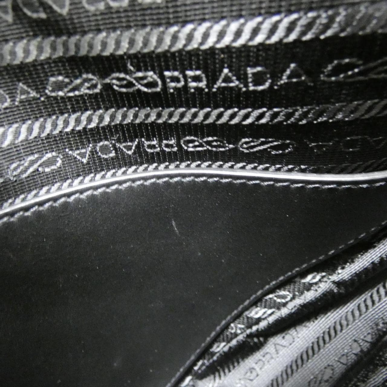 プラダ 2VH157 ショルダーバッグ