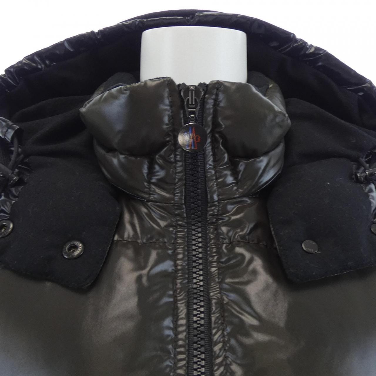 モンクレール MONCLER 45308/50 ダウンジャケット