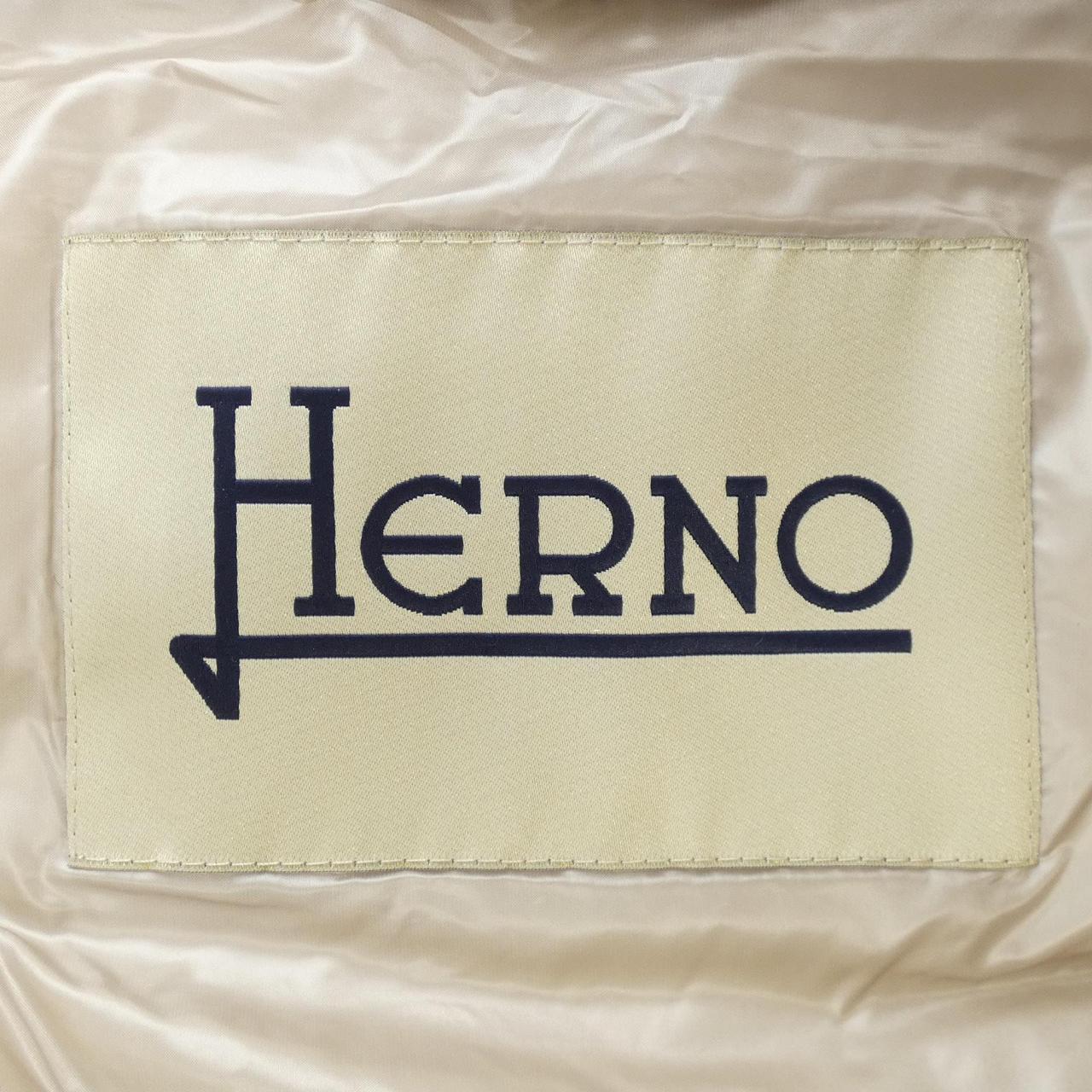 Herno羽絨大衣