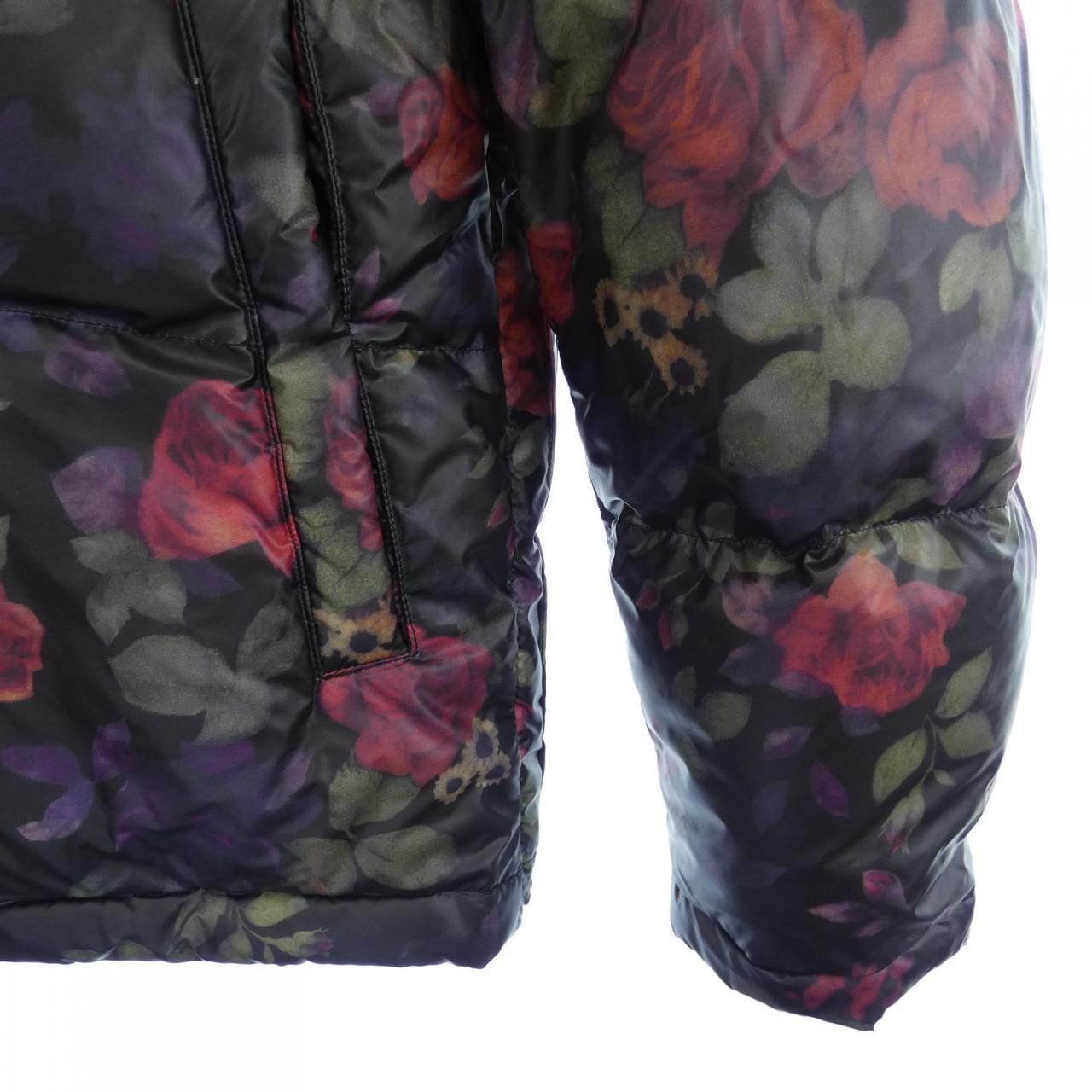 ストーンアイランド STONE ISLAND 6725401S1 SUPREME ダウンジャケット