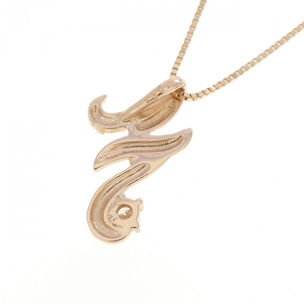 K10PG イニシャルM ダイヤモンド ネックレス 0.03CT