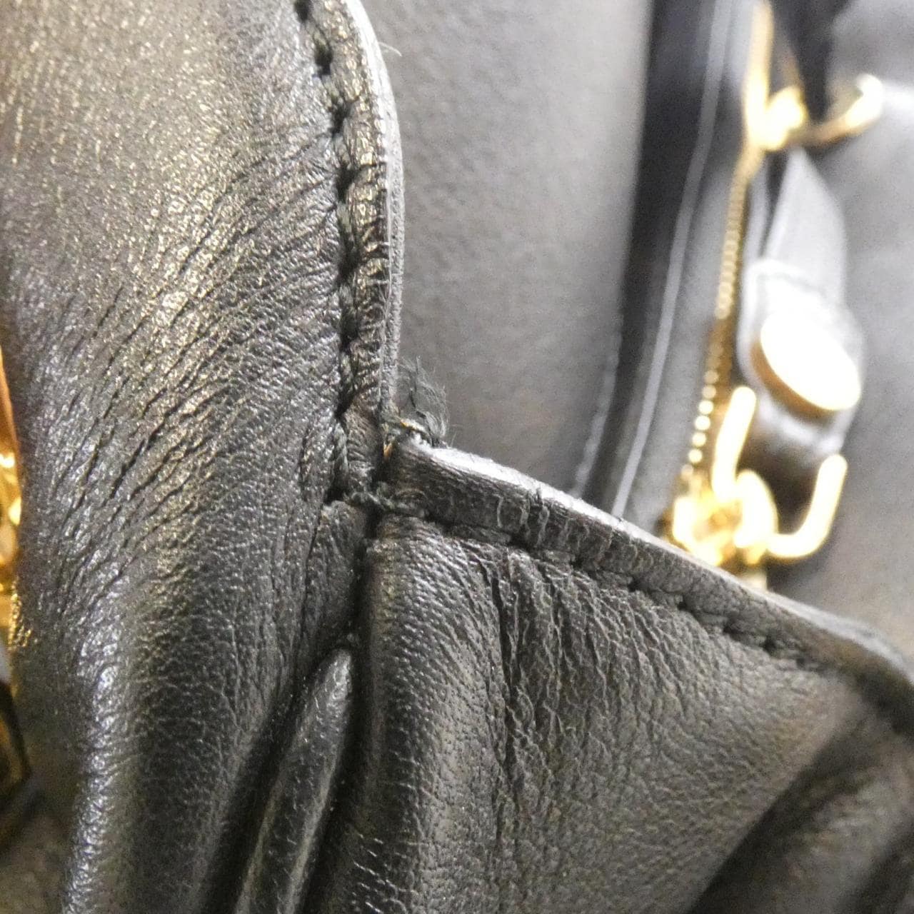 サルヴァトーレフェラガモ 21 E437 ショルダーバッグ