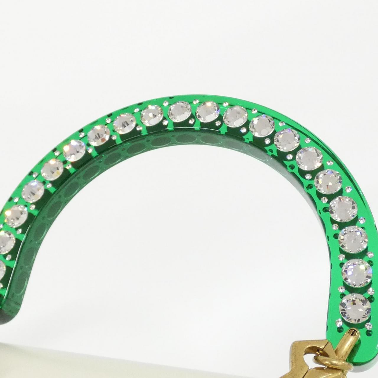 グッチ 499631 0F7AT バッグ