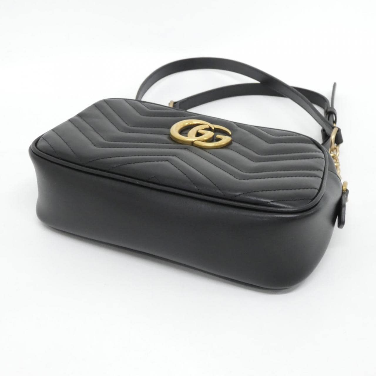 グッチ GG MARMONT 447632 DTD1T ショルダーバッグ
