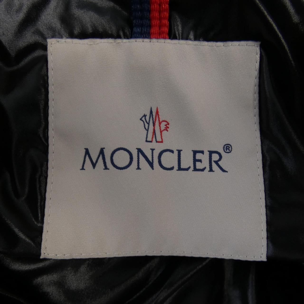 MONCLER蒙克勒羽绒服