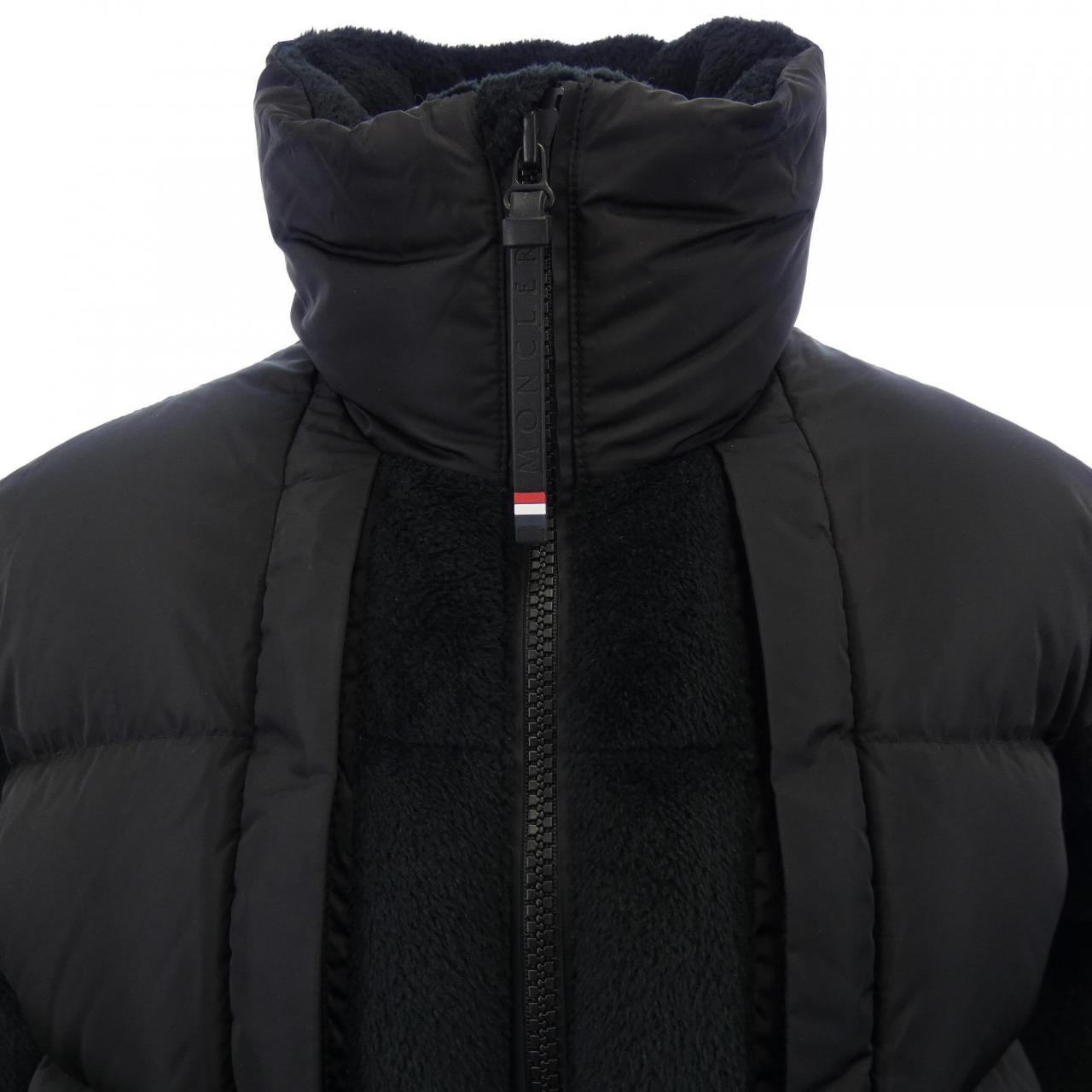 モンクレールグルノーブル MONCLER GRENOBLE 20978G50700 ダウンジャケット