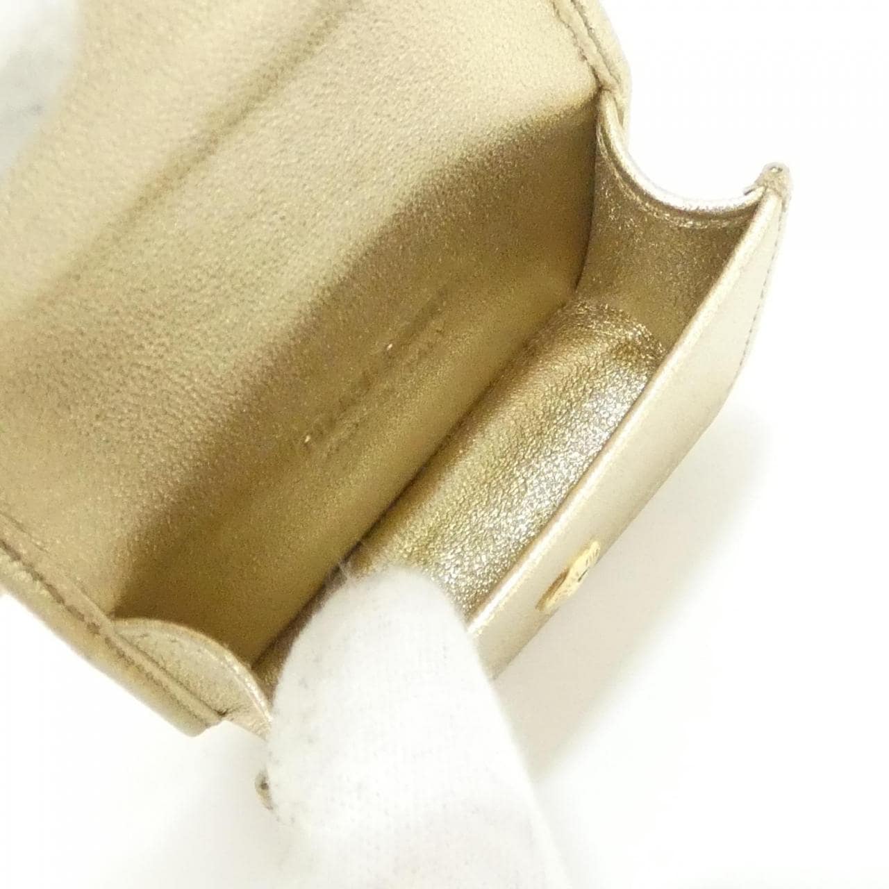 ミュウミュウ 5TT139 エアポッツケース