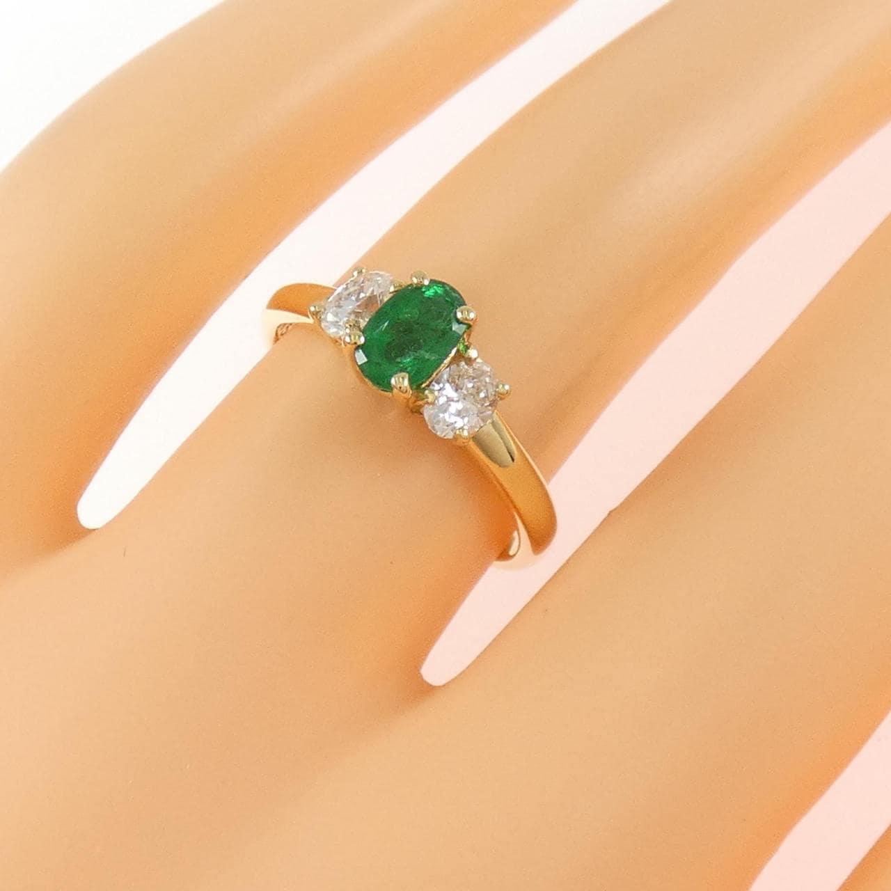 クイーン エメラルド リング 0.50CT