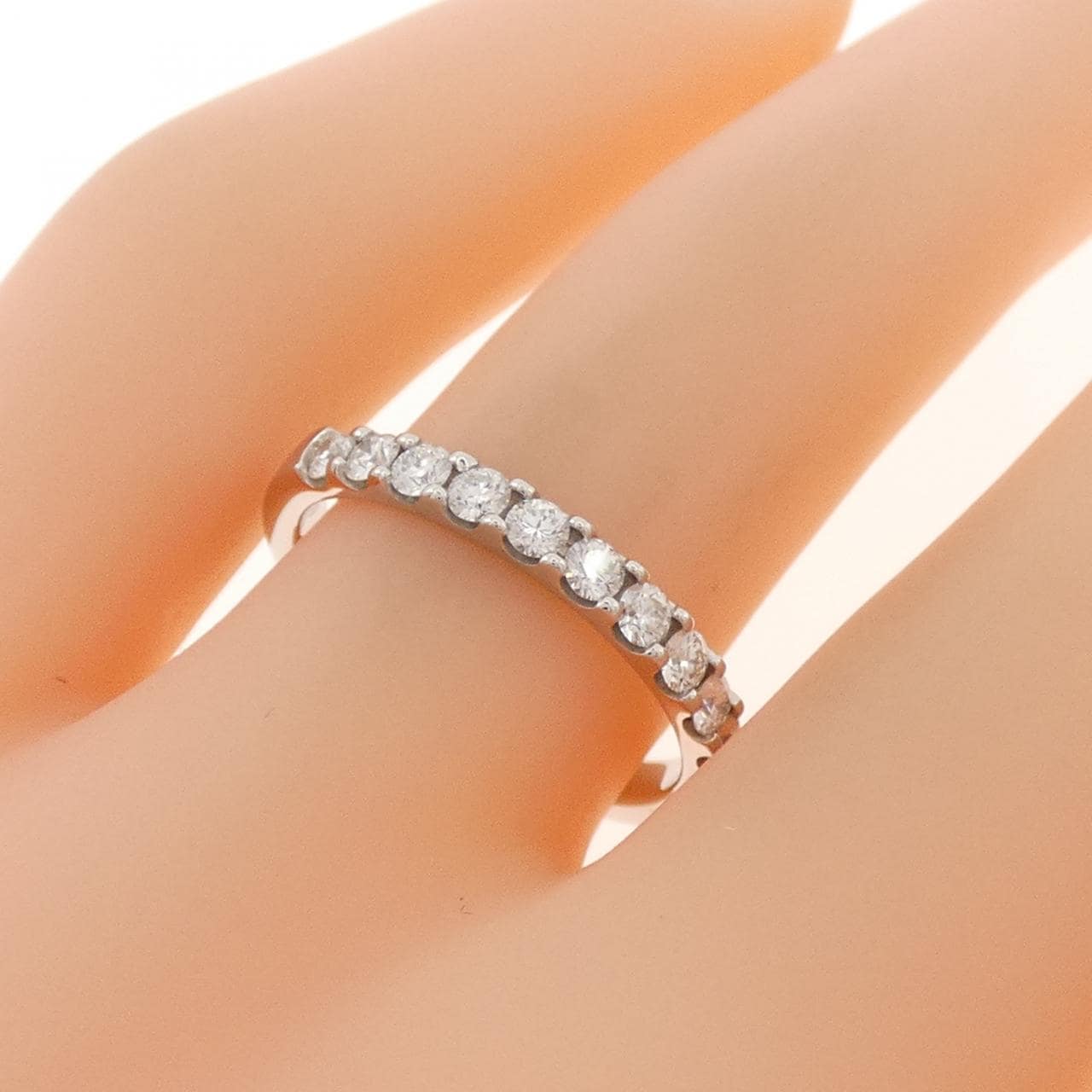 PT950 ハーフエタニティ ダイヤモンド リング 0.380CT