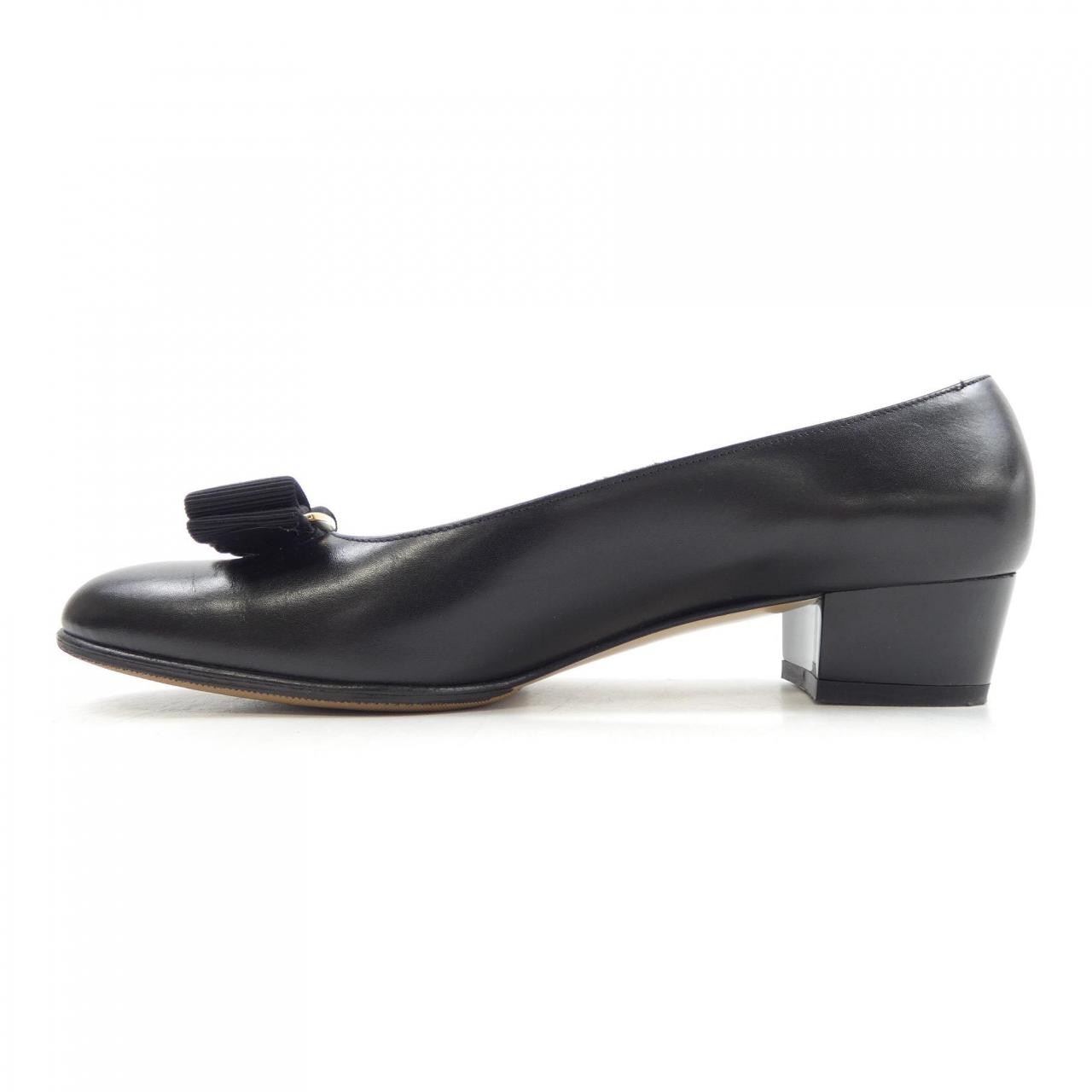 サルヴァトーレフェラガモ SALVATORE FERRAGAMO パンプス