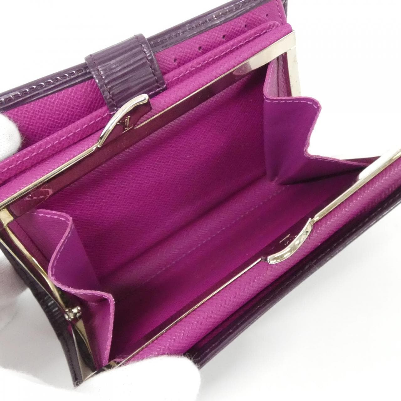 ルイヴィトン エピ ポルト モネ ビエ ヴィエノワ M6364K 財布