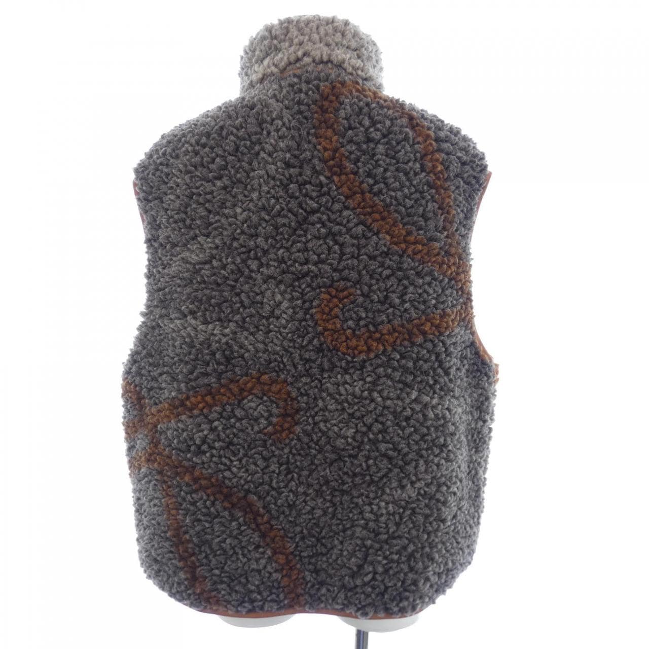 LOEWE字谜ANAGRAM H526Y02X15马甲