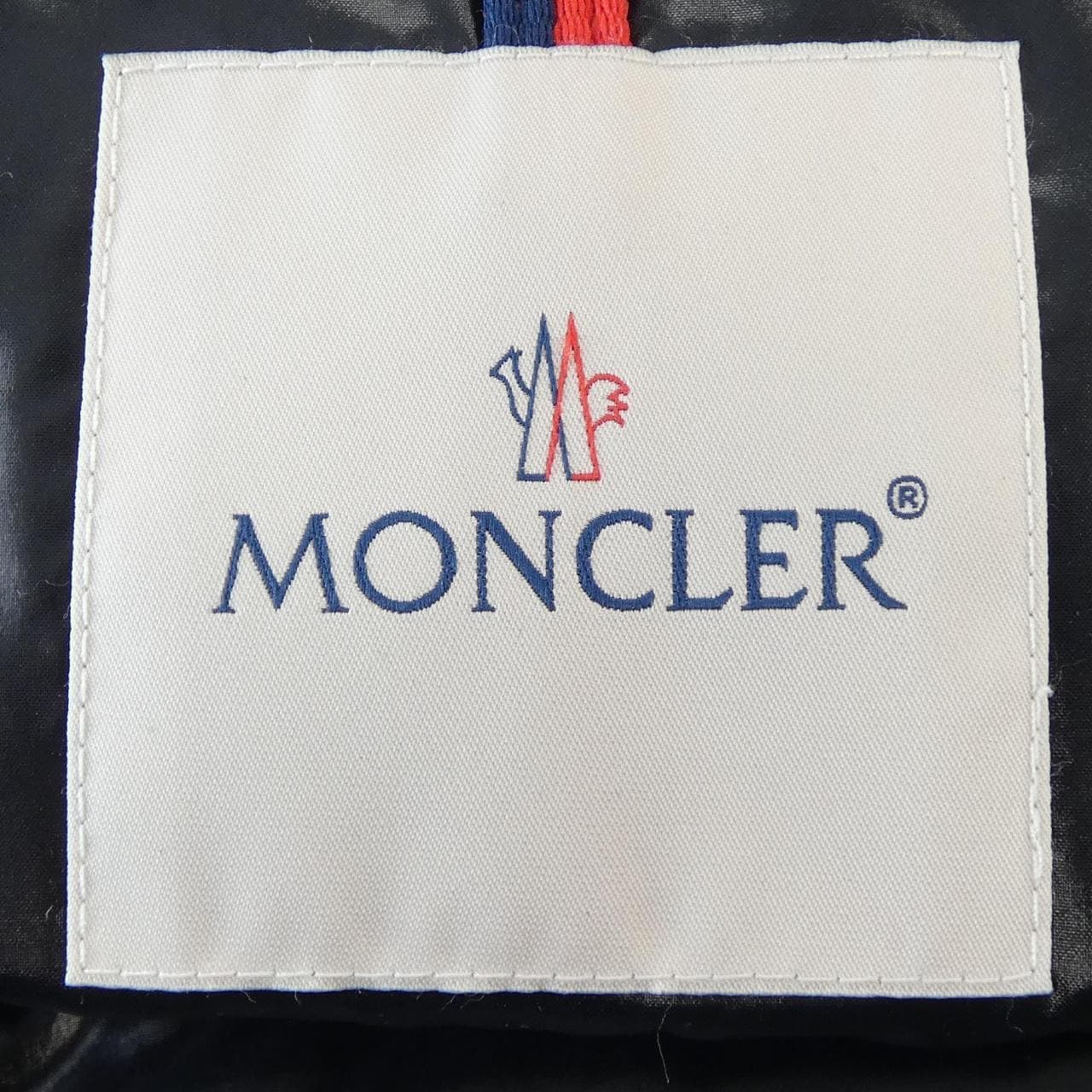 モンクレール MONCLER LAICHE ダウンジャケット