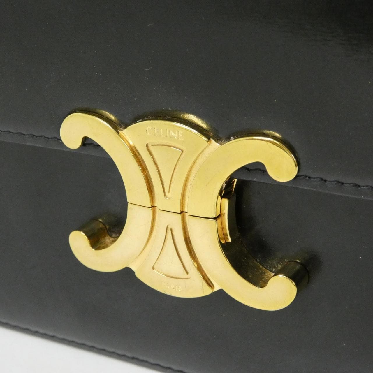 セリーヌ クラシック トリオンフ 187363BF4 ショルダーバッグ