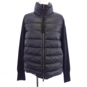 モンクレール MONCLER 20939B00030 ダウンジャケット