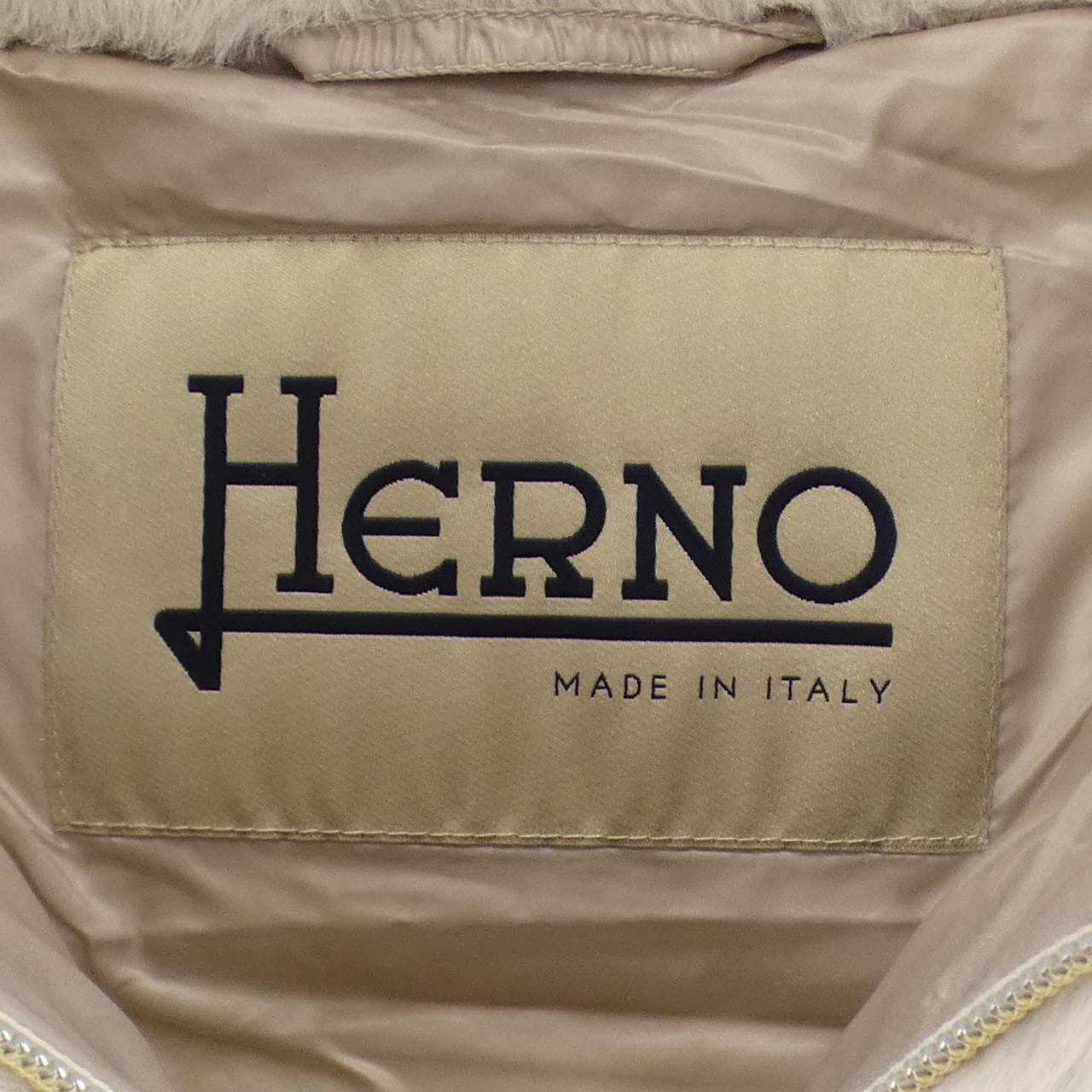 ヘルノ Herno ダウンジャケット