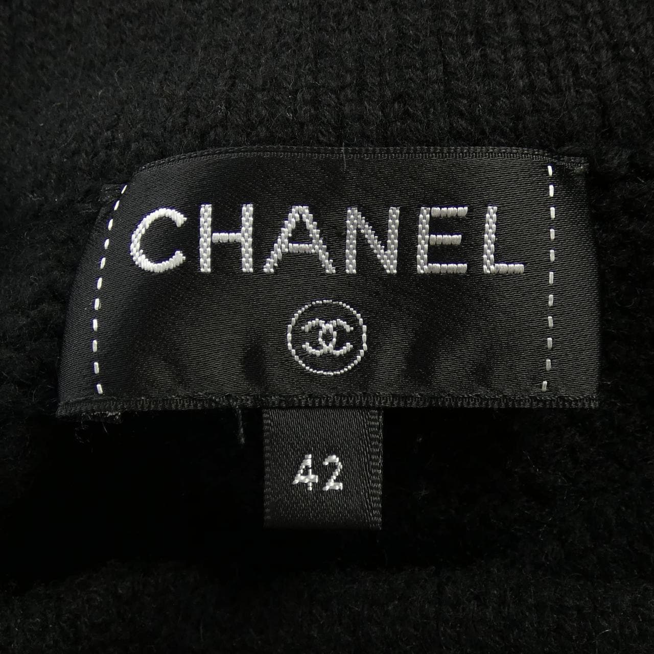 シャネル CHANEL P73554K10562 22B カーディガン