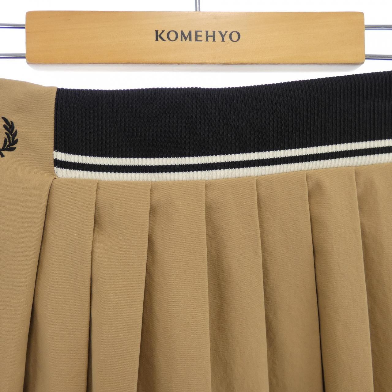 フレッドペリー FRED PERRY スカート