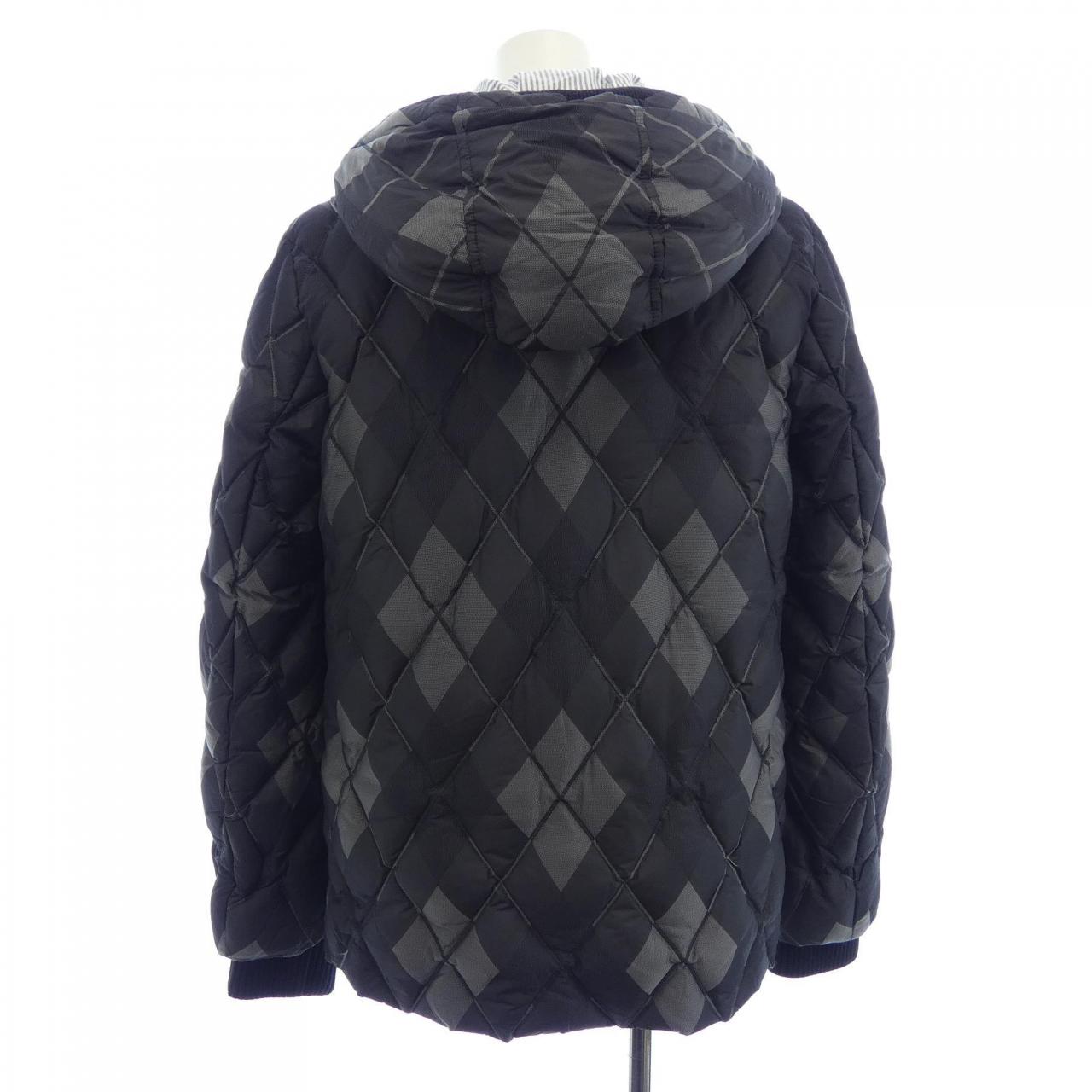 モンクレールガムブルー MONCLER GAMMEBLEU 423914136782 63340 ダウンジャケット