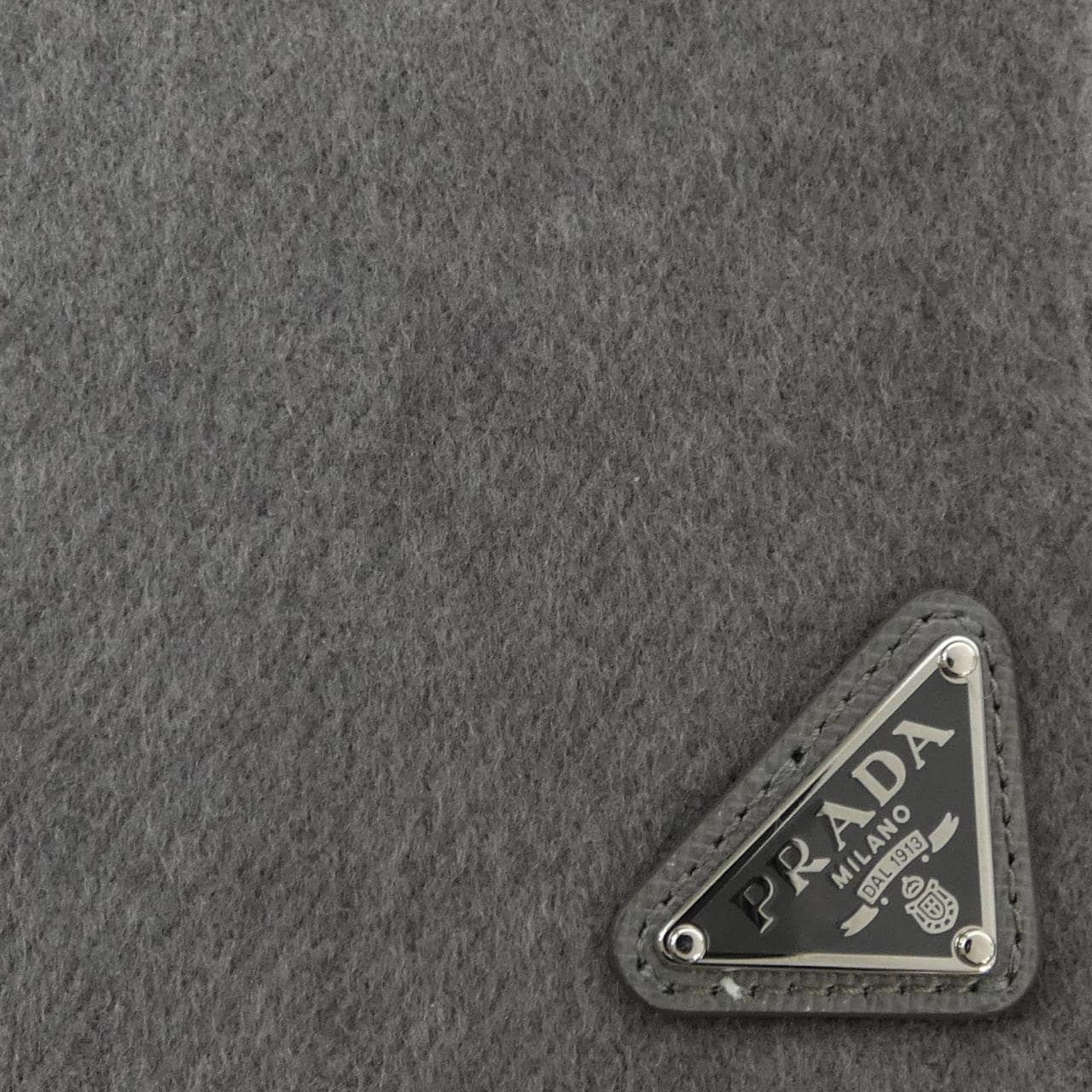 プラダ PRADA MUFFLER