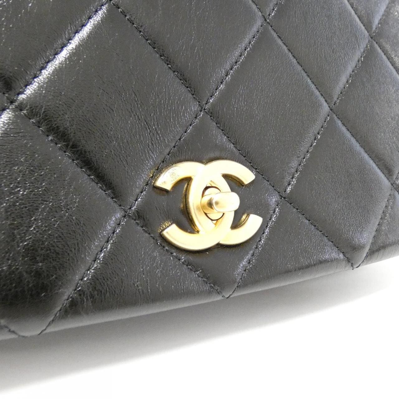 CHANEL AS4451 shoulder bag