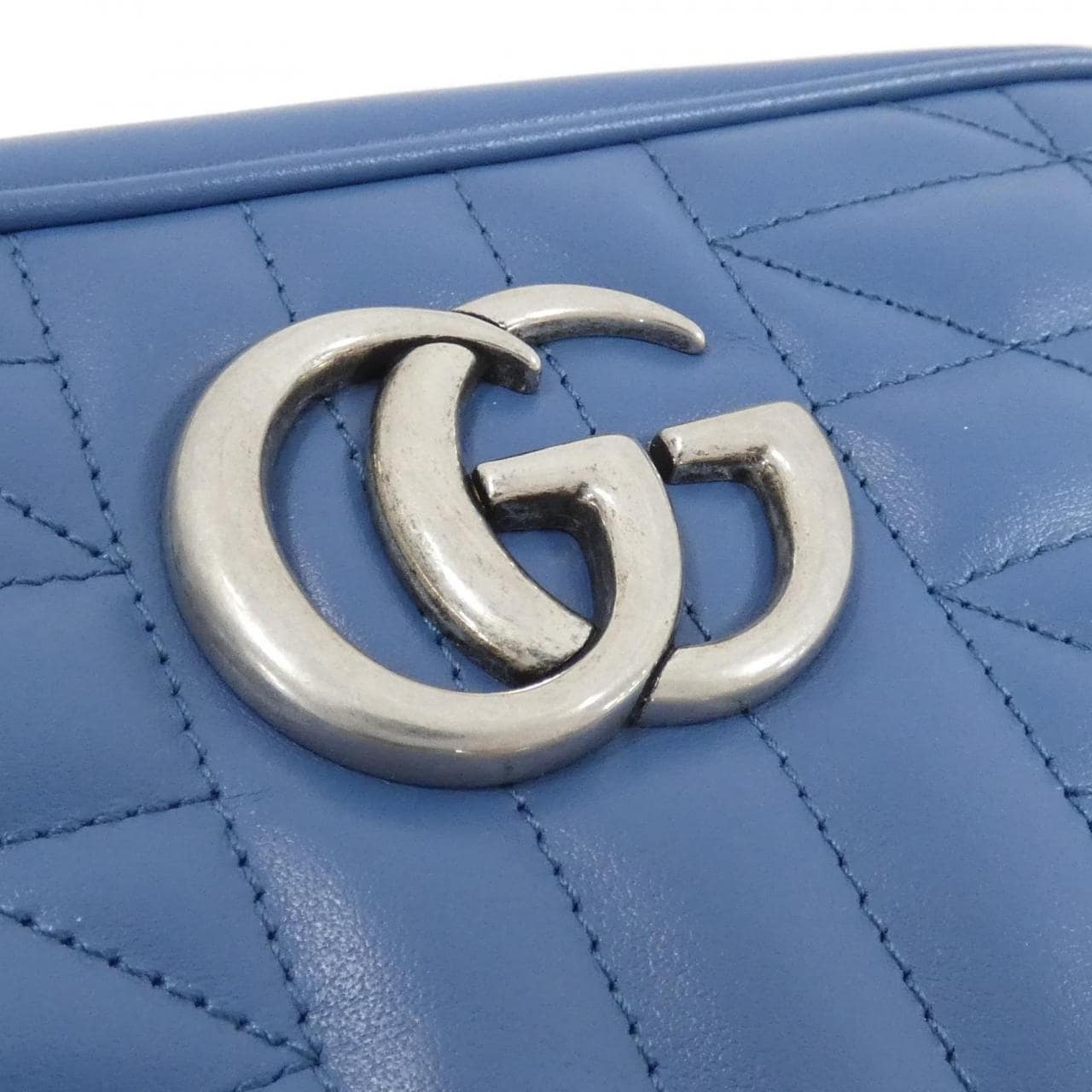 [新品] Gucci GG MARMONT 447632 UM8BF 单肩包