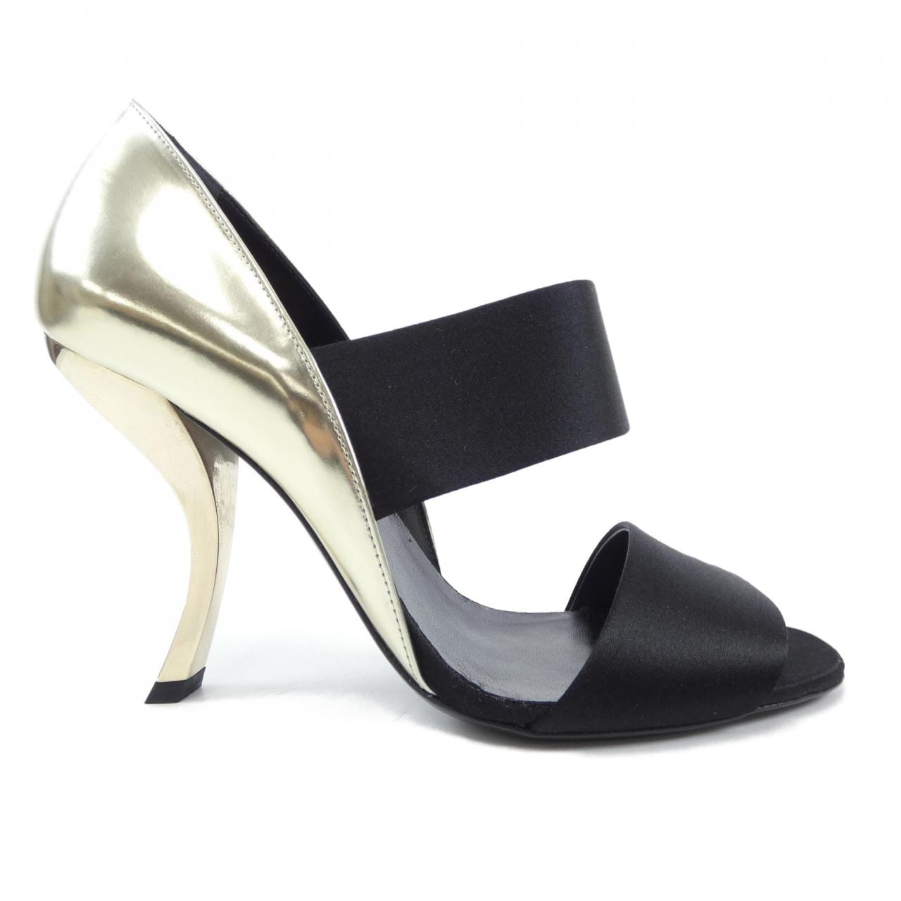 ロジェヴィヴィエ ROGER VIVIER シューズ