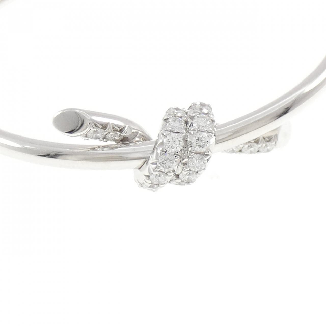 ティファニー ノット バングル 0.79CT