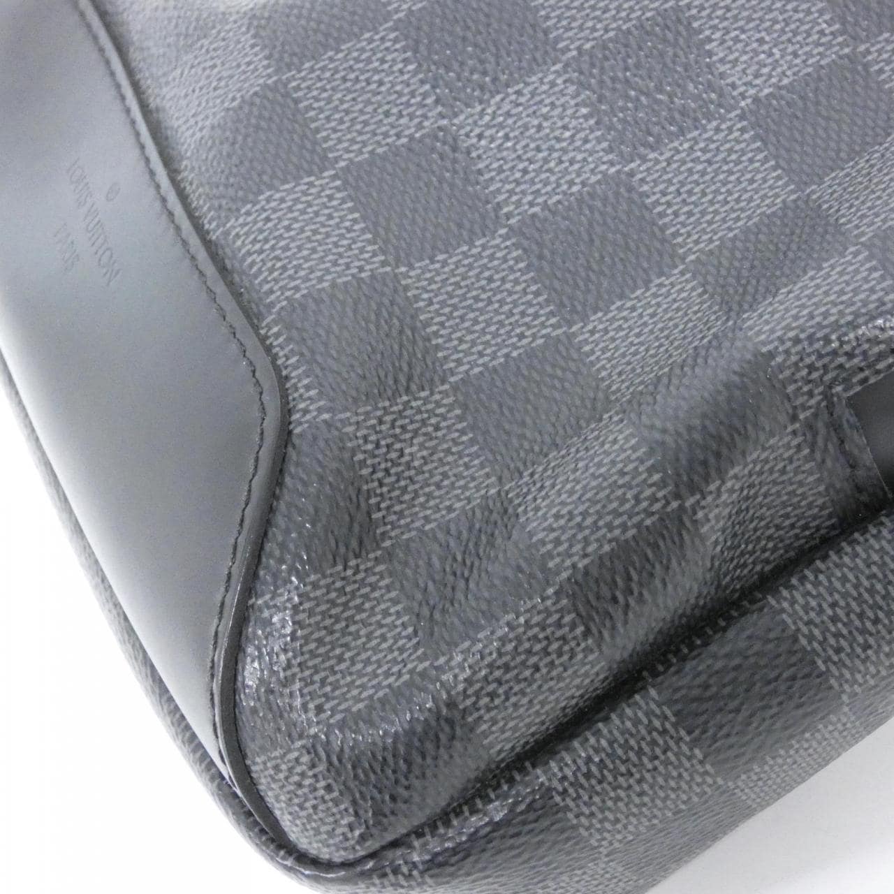 ルイヴィトン ダミエ グラフィット アヴェニュー スリングバッグ N41719 ショルダーバッグ