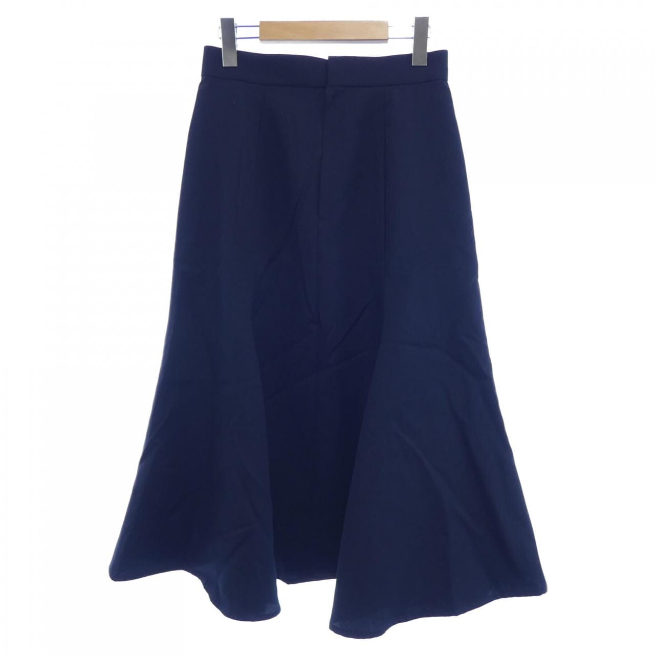 ベイジュ BEIGE. スカート