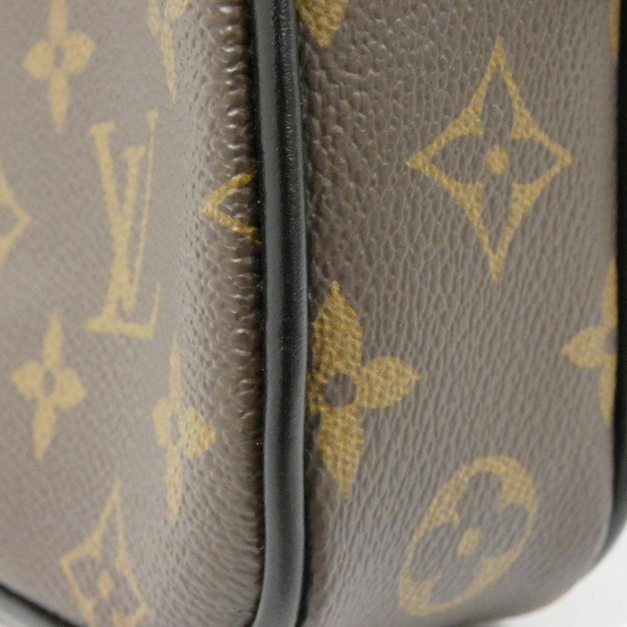 モノグラム マカサー クリストファー ウエアラブル ウォレット M69404 ショルダーバッグ