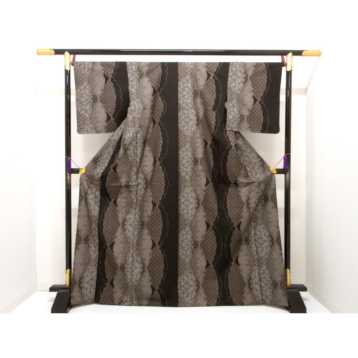 【未使用品】紬　九マルキ　証紙付【本場奄美大島紬】