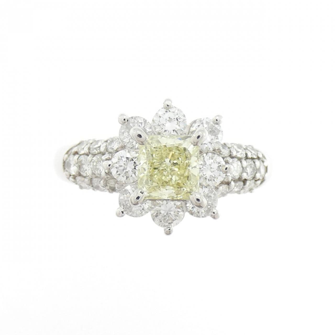 PT900 ダイヤモンド リング 0.596CT