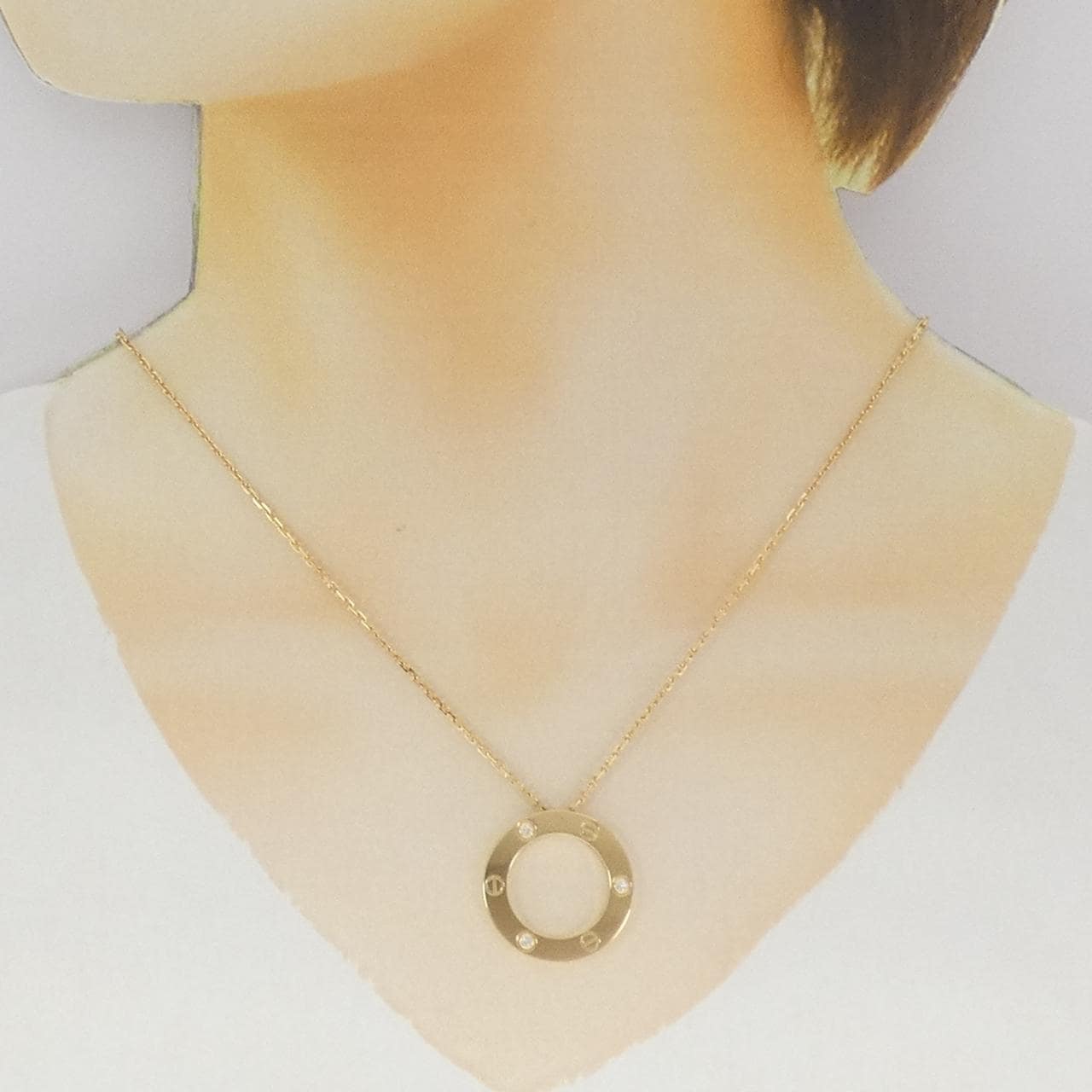 カルティエ ラブネックレス ハーフダイヤ