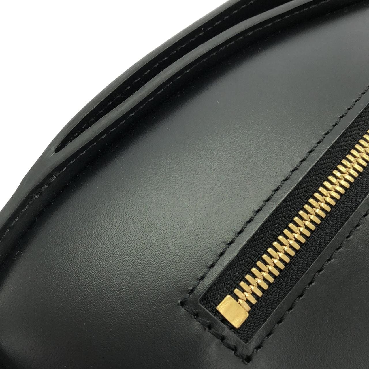 ルイヴィトン エピ ポンヌフ M52052 バッグ