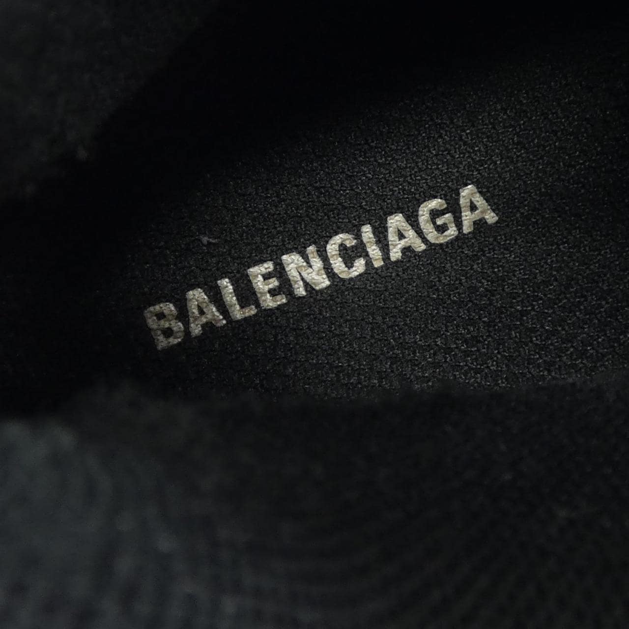 バレンシアガ BALENCIAGA TRIPLE S 536737 スニーカー