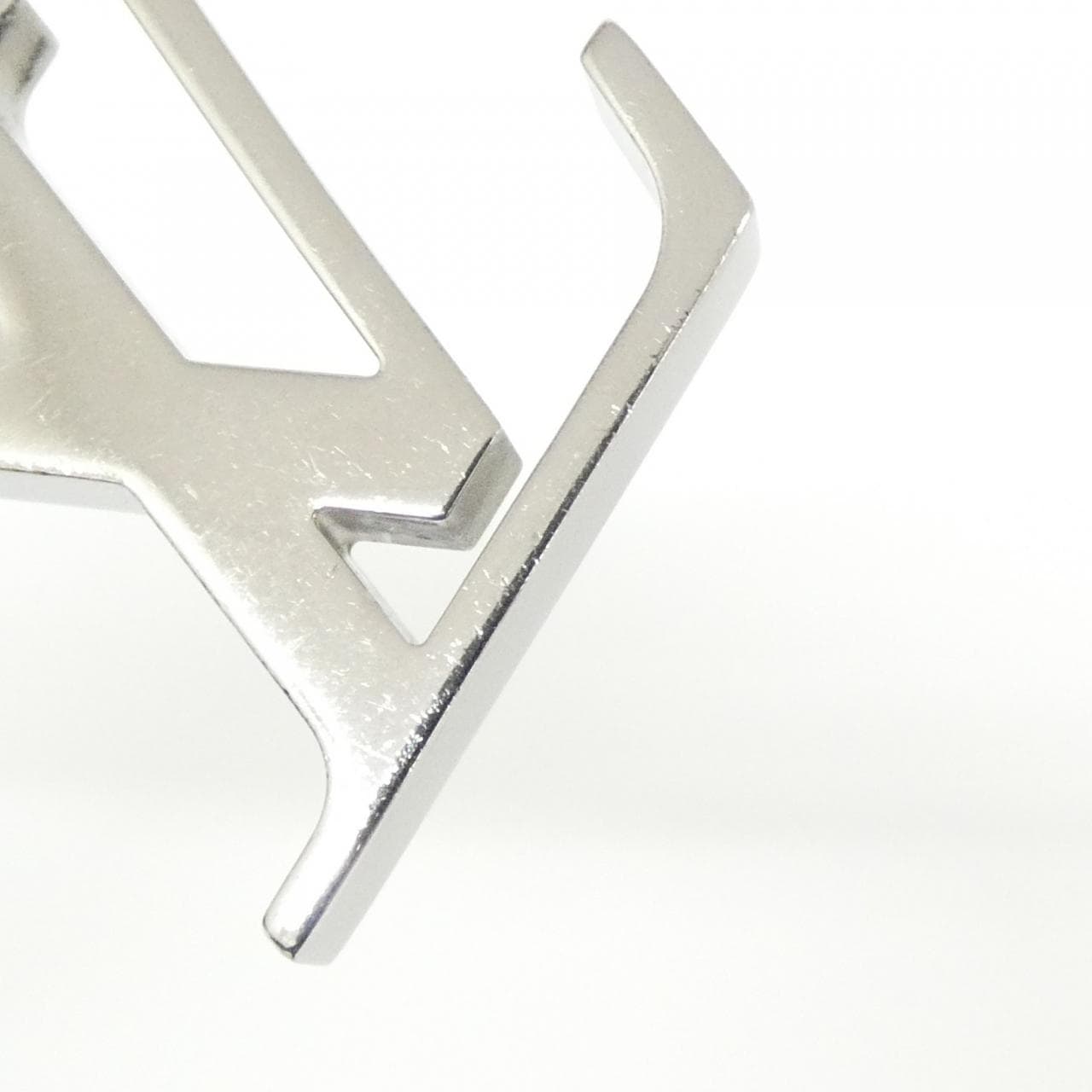 ルイヴィトン キーホルダー LV イニシャル M01192 キーホルダー