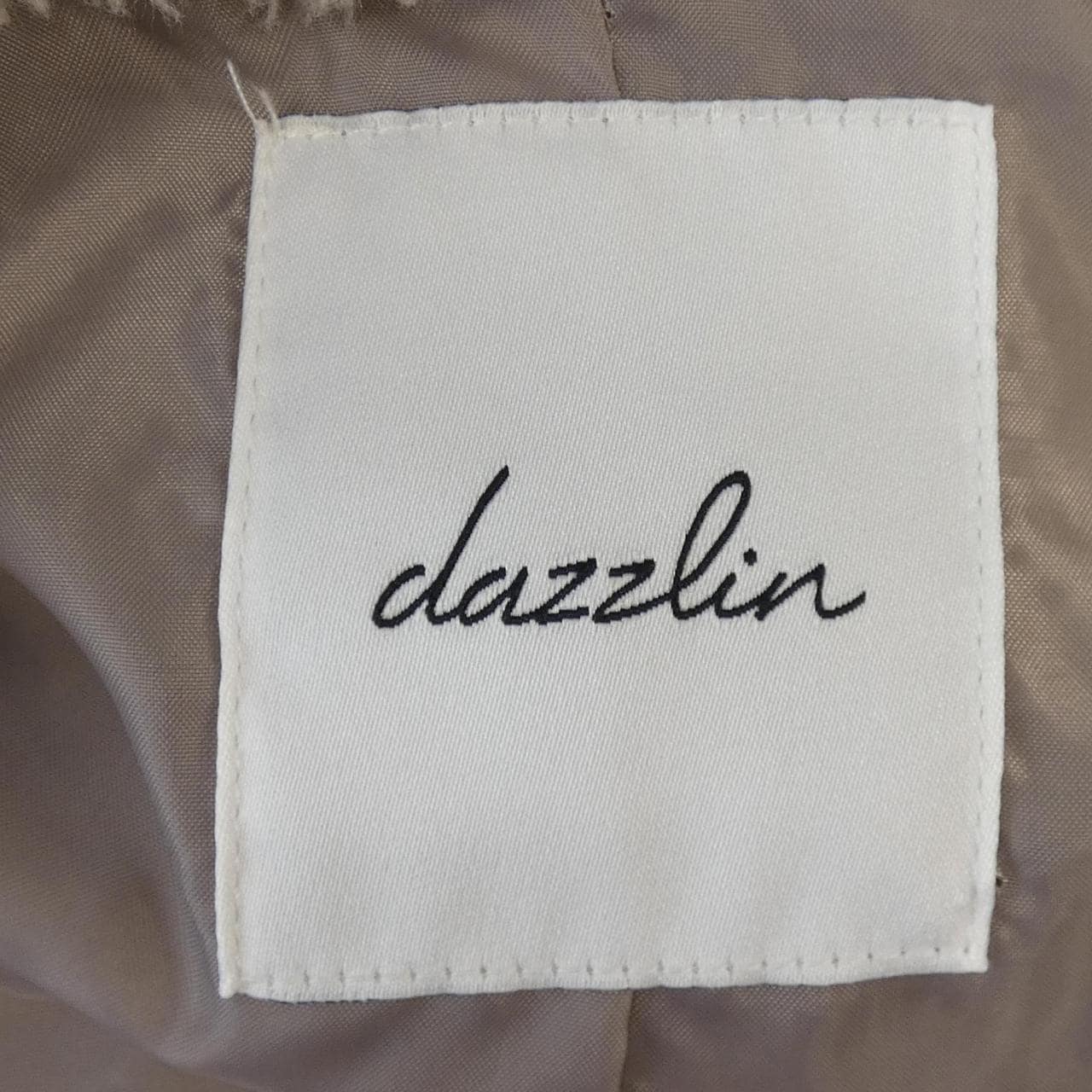 DazzliN 022160200201 ジャケット