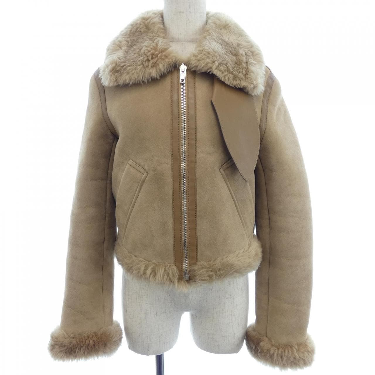 バレンシアガ BALENCIAGA 479909 TWH02 ムートンジャケット