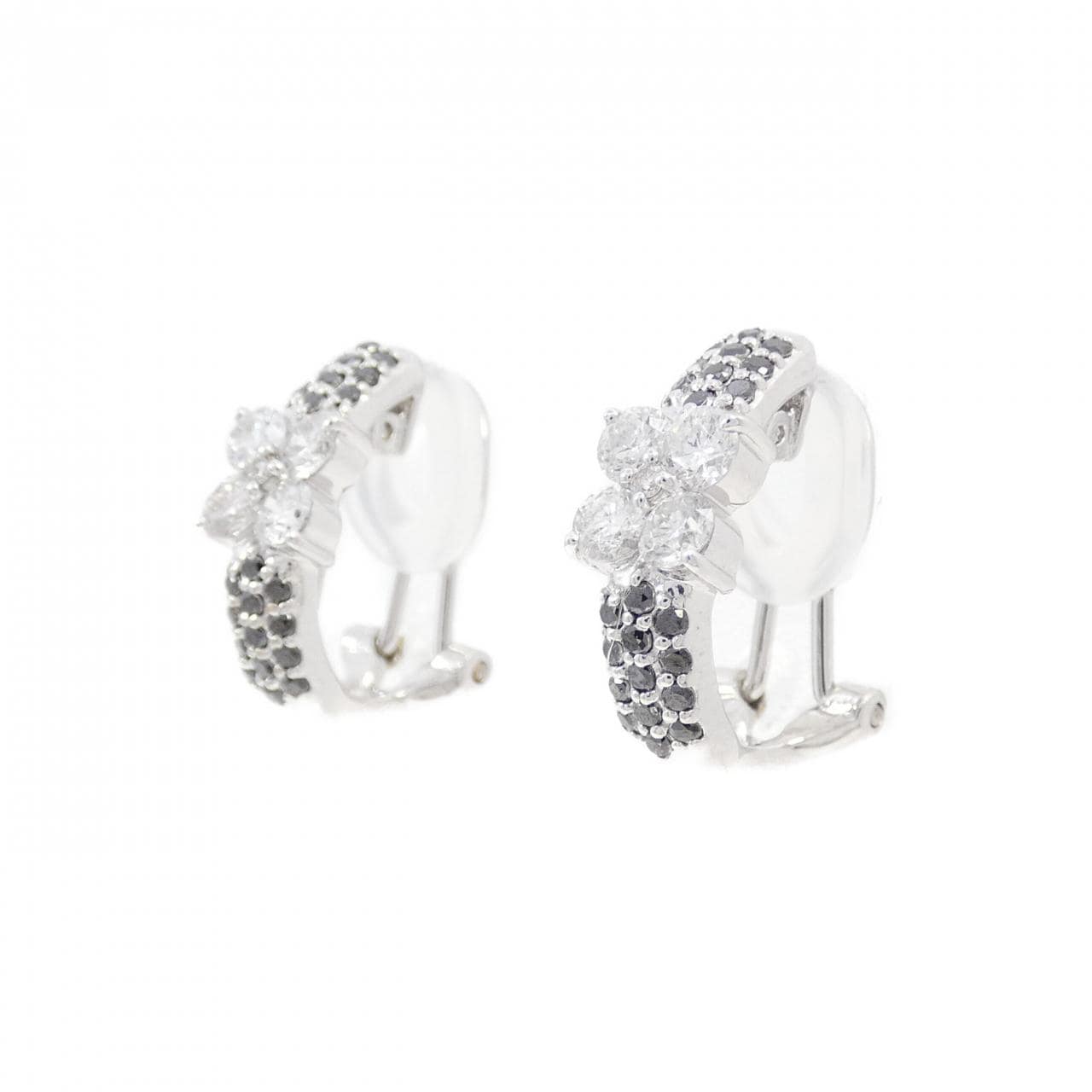 K18WG フラワー ダイヤモンド ピアス/イヤリング 1.08CT