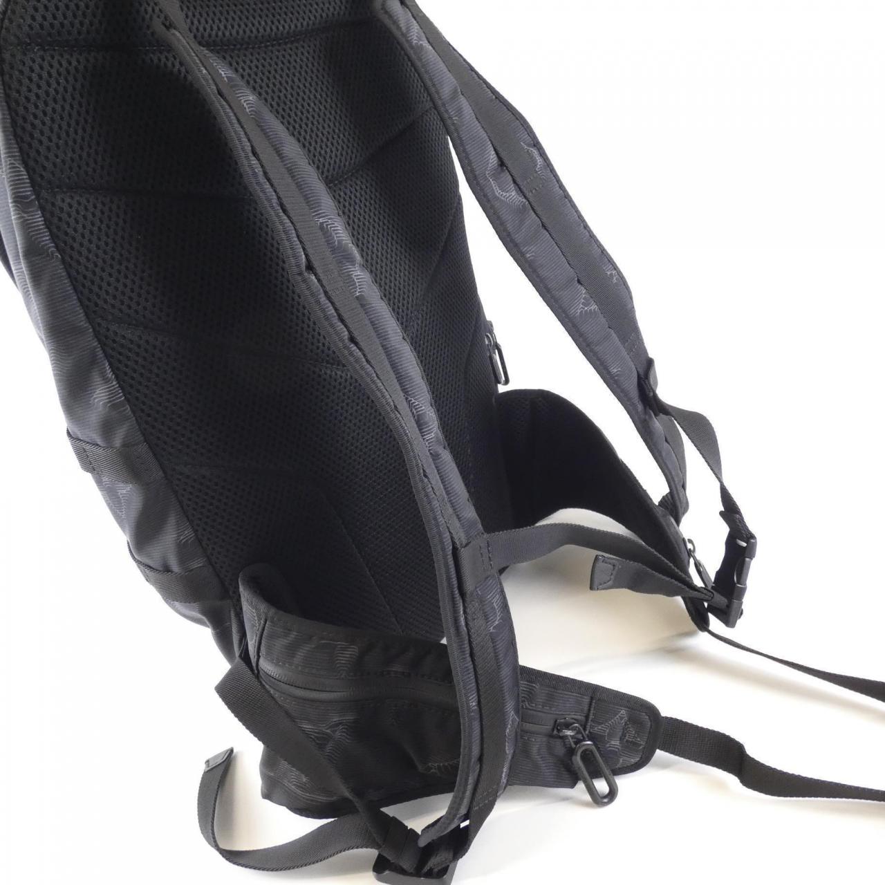 ルイヴィトン LOUIS VUITTON 2054 マウンテン バックパック M45603 リュックサック