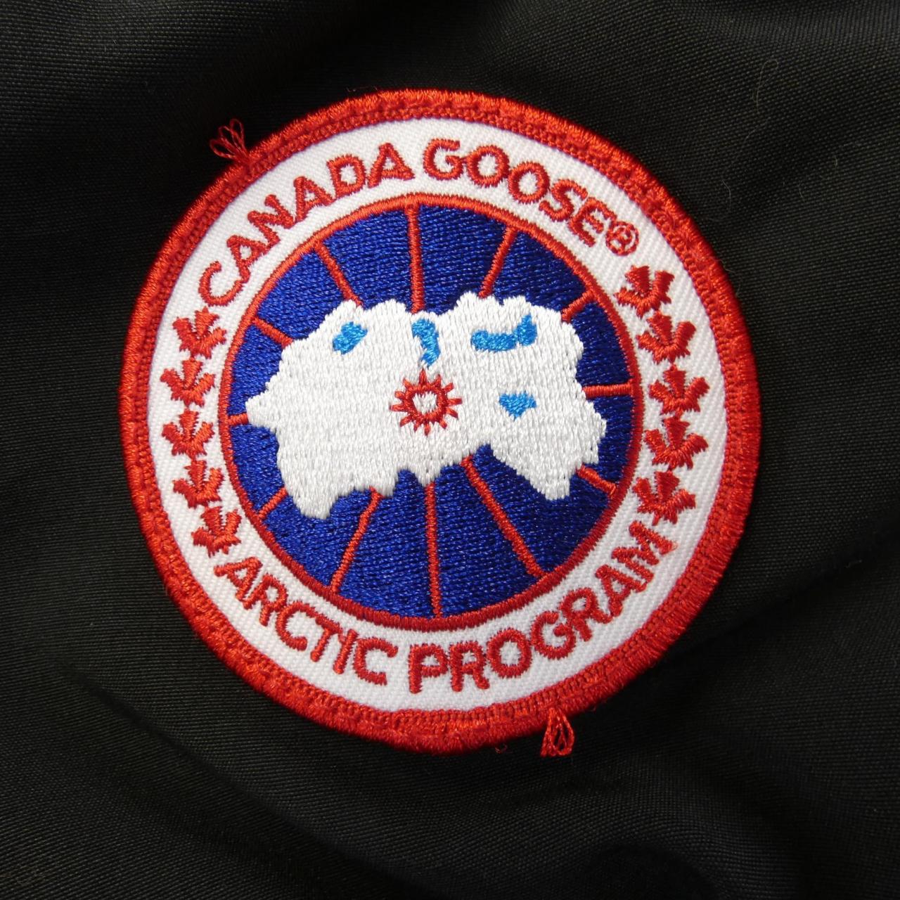 カナダグース CANADA GOOSE ダウンコート