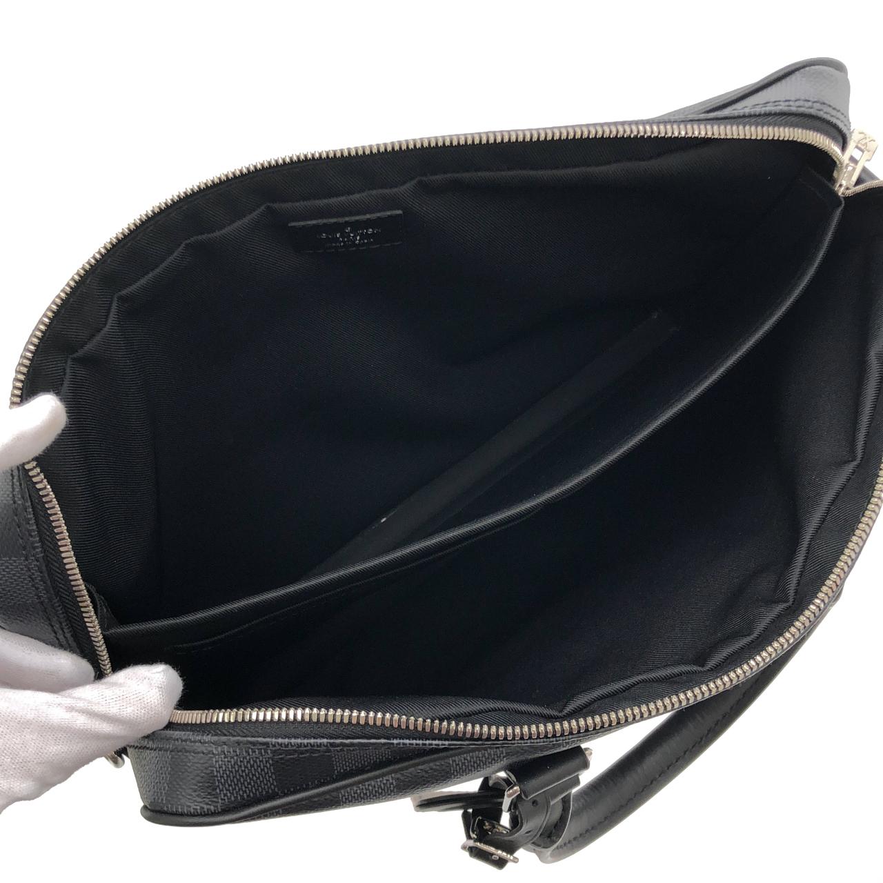 ルイヴィトン ダミエ グラフィット ポルト ドキュマン ヴォワヤージュ N40445 バッグ