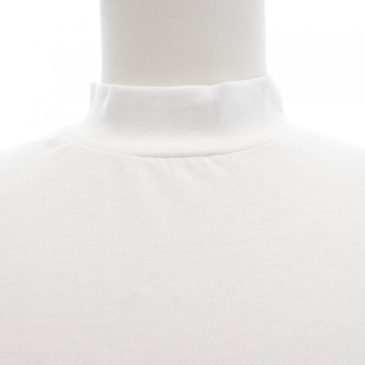 アンティーチポ ANTICIPO Tシャツ