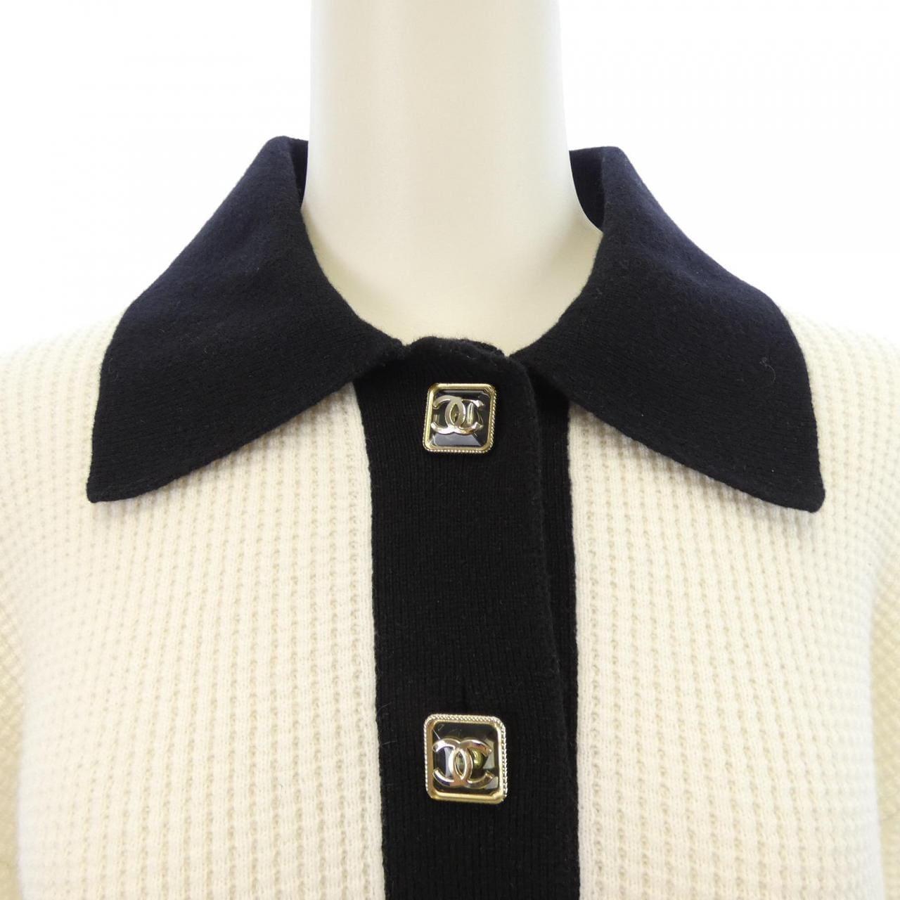 シャネル CHANEL P75457K10805 ポロシャツ