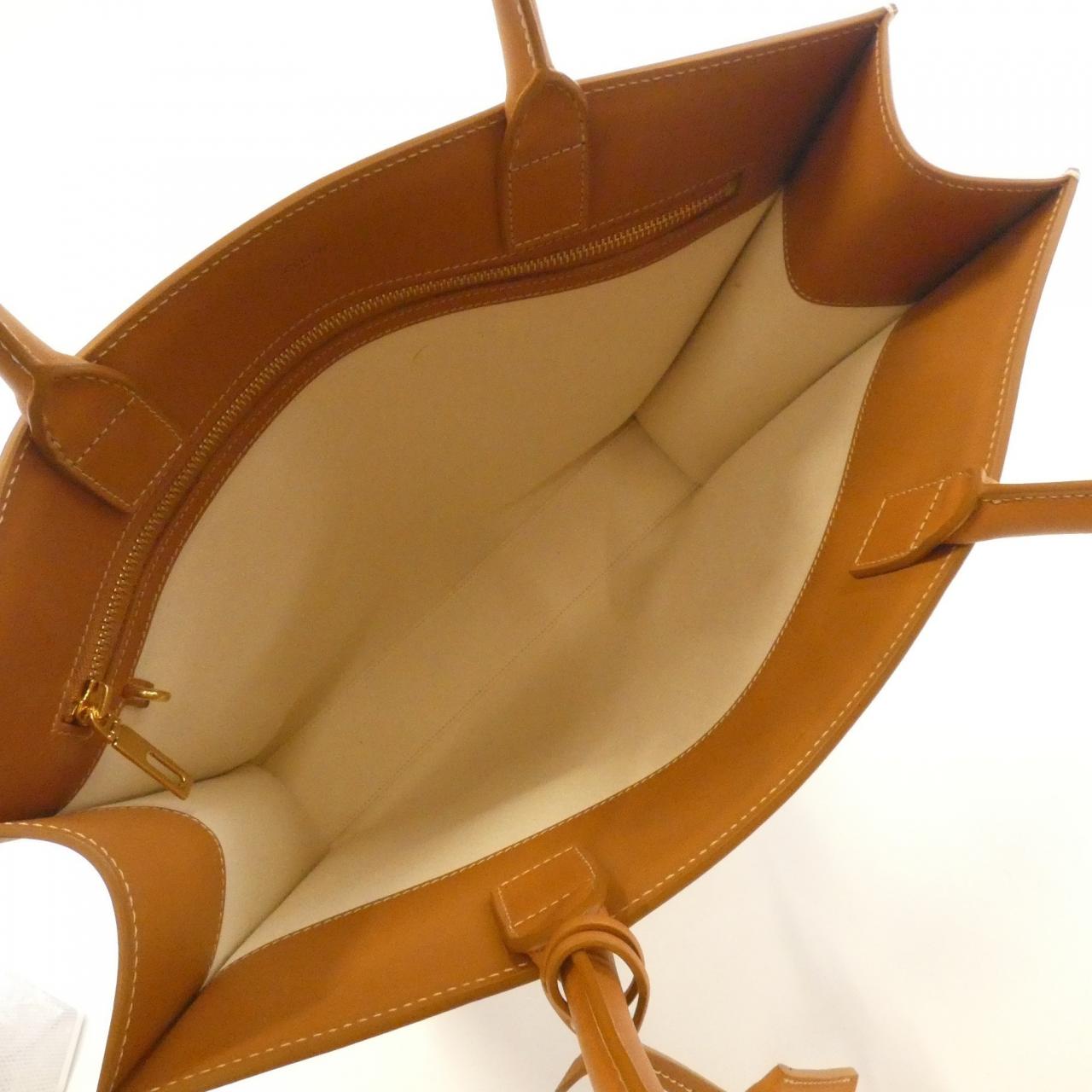 セリーヌ バーティカル カバ セリーヌ 190402BNZ バッグ