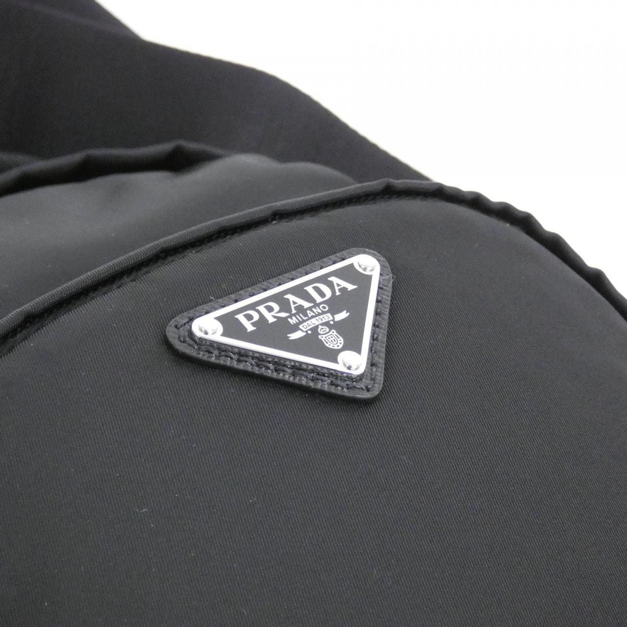 【新品】プラダ 2VZ116 ショルダーバッグ