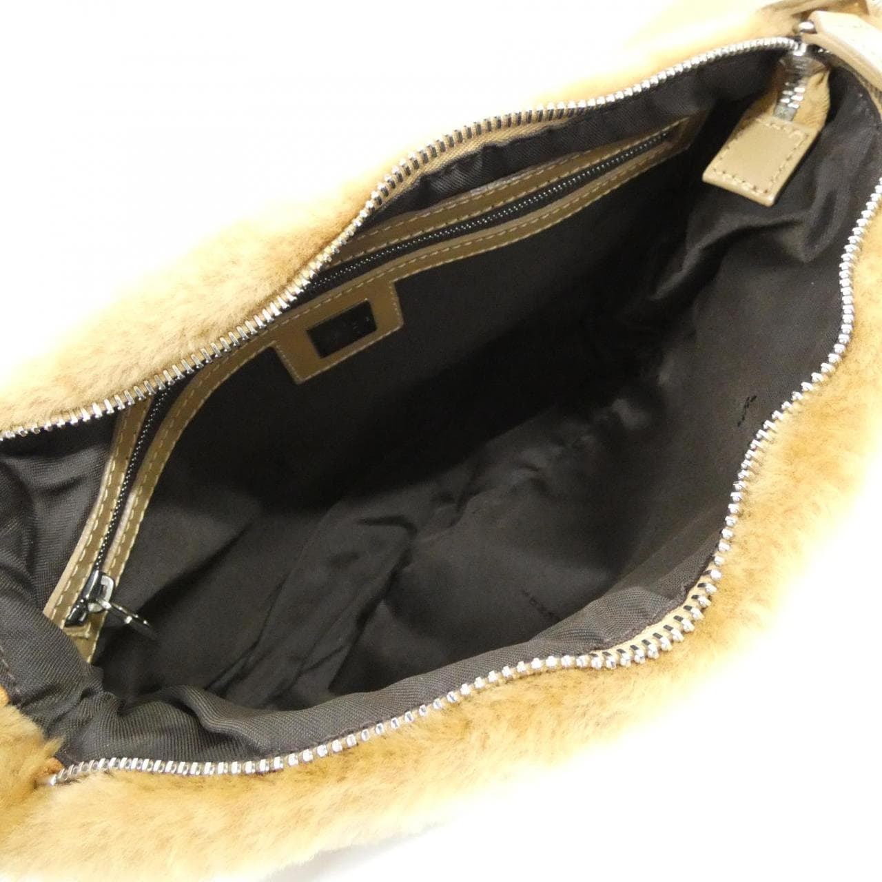 【ヴィンテージ】フェンディ 16359 ショルダーバッグ