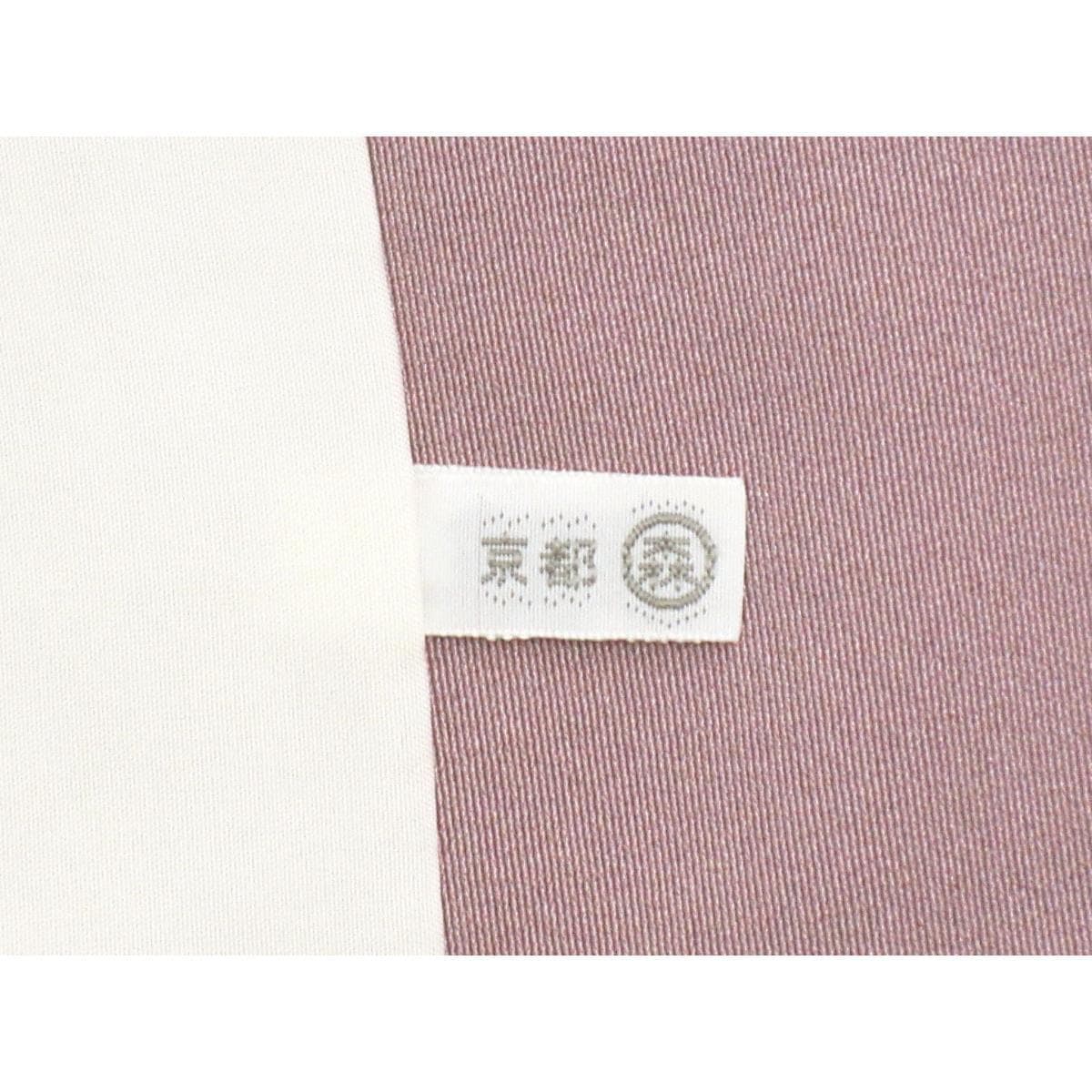 色無地　華紋入り
